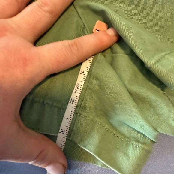 GAP Green Bermuda Shorts Soft Fabric - Picture 3 of 8